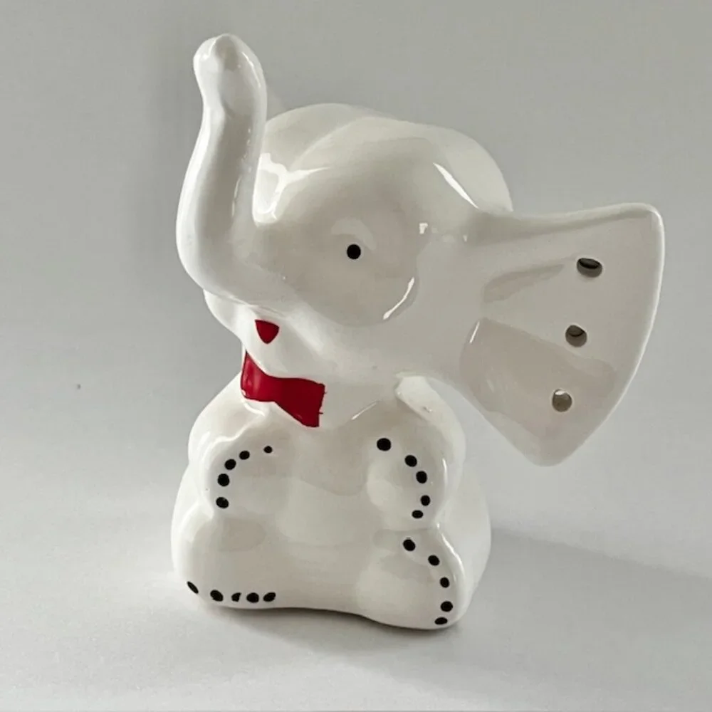 Vintage Elephant Earring Holder White Ceramic Figurine